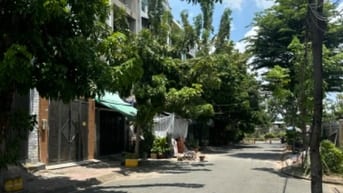Chỉ 10,9 tỷ có căn nhà vừa ở vừa làm văn phòng kinh doanh