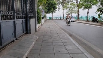 Bán nhà mặt phố Từ Hoa ( Hồ Tây) dt;160m2, mt;7,5m, giá 140 tỷ 