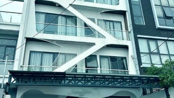 Bán tòa căn hộ dịch vụ Nguyễn Gia Trí, Bình Thạnh, 23 phòng full nt