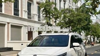 KIA SEDONA 3.3G PLATINUM V6 Model 2017 - Biển HCM