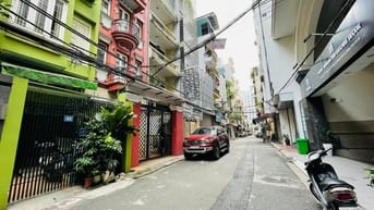 NHANH! NHÀ ĐẸP 5 TẦNG 38M2 MT 3,8M PHỐ CÁT LINH, 30M RA PHỐ CHỈ 7,3 TỶ