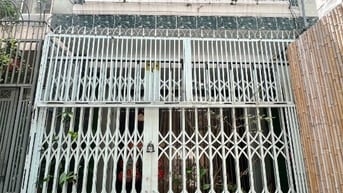 Nhà 2 tầng HXH đường Phan Văn Trị P2Q5. Giá: 9.8 tỷ
