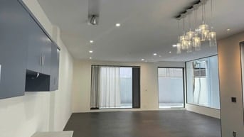 Bán biệt thự khu Bộ công an đường Nguyễn Văn Quỳ , P Phú Thuận Q7