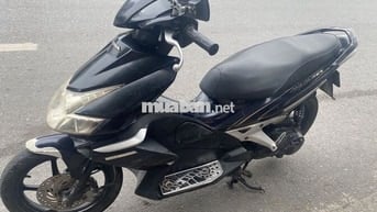 Airblade còn tốt giá rẻ ạ