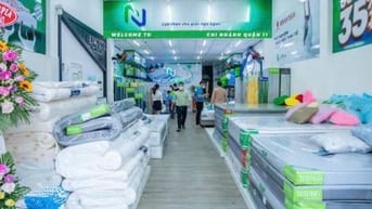 Cho thuê nhà mặt tiền Hòa Bình P.5, Q11 giá 40tr 