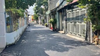 SÁT TÂN BÌNH , NHÀ GA T3 - HẺM XE TẢI - 4 x 20 - 5 TẦNG - 8.9 TỶ CÒN T