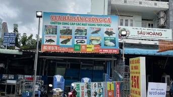 sang lại vựa hải sản cho ace tâm huyểt.