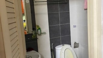 Nhà siêu rẻ - đẹp - hẻm Thành Thái - 8 CHDV - giá chỉ 8x tỷ