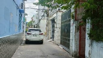 Hẻm xe hơi thông DT:7x15 1 lầu tiện xây biệt thực or tách 2 căn đtu