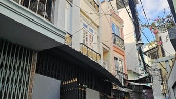 BÁN NHÀ KHÁNH HỘI- KHU NHÀ HIẾM BÁN 