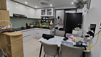 GIẢM GẦN 1TỎI - BÁN NHÀ 3/2 QUẬN 10, KẾ HẺM XE TẢI, DT 50M2 NGANG 4M
