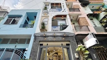 Đi nước ngoài định cư bán gấp nhà ở đường Phùng Văn Cung, phường 7, qu