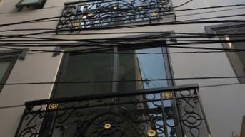 Bán nhà ảnh thật chính chủ hẻm 3m 686/17 CMT8, P5, TB. DT: 55m2