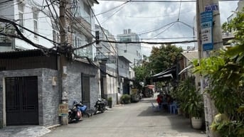Cho thuê nhà 2 mặt tiền hẻm Ung Văn Khiêm, làm văn phòng, kinh doanh