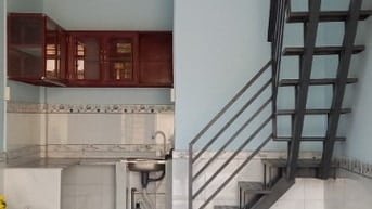 Nhà cho thuê giá  3 triệu. Nhà mới xây cách ngã tư Trung Chánh 500m 