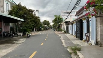 BÁN GẤP NHÀ SIÊU ĐẸP TRUNG TÂM  PHÚ MỸ 5 X 31 ( HCM)