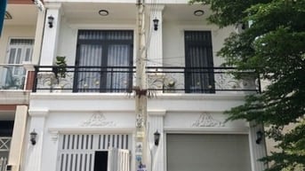 BÁN NHÀ BIỆT THỰ NỘI THẤT ĐẸP – Ô TÔ NGỦ TRONG NHÀ – HIỆP BÌNH PHƯỚC, 