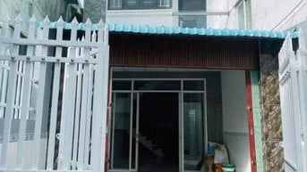 Nhà 3 tầng cách Hoàng Văn Thụ 30m hẻm xe hơi nhỏ