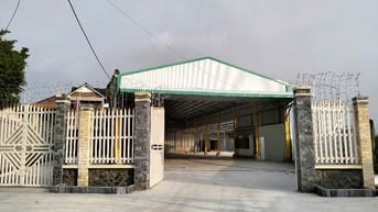 CHO THUÊ KHO CÓ NHÀ VĂN PHÒNG LIỀN KỀ MỚI XÂY DỰNG MẶT TIỀN QL1A