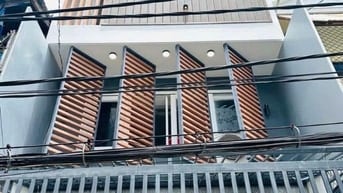 SIÊU PHẨM MẶT TIỀN - 402C Huỳnh Văn Bánh, P13, PN - nhà mới vào ở ngay
