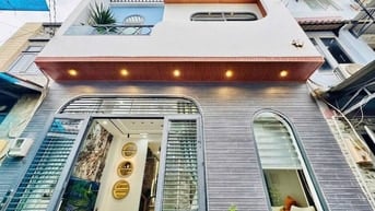 Nhà đẹp 1trệt 1lầu cần bán gấp giá 1tỷ860 – Ngô Quyền,Quận5 - Sổ riêng