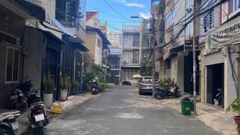 Nhà Mặt Tiền, Ngay Tạ Quang Bửu, Phạm Hùng Q8, 53M2, Nhỉnh 6 tỷ