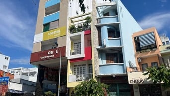 Mặt Tiền Phạm Văn Chí P8 Q6 ( 4,5 x 18m ) Cấp 4. Giá: 12,5 Tỷ