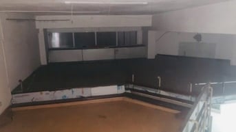 Cho thuê cửa hàng 2 tầng mặt phố trần xuân soạn