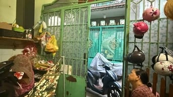 Nhà bán đường Bình Đông, P15 - Q8. 3,8m x 10m Trệt, 1 Lầu, hẻm rộng 3m