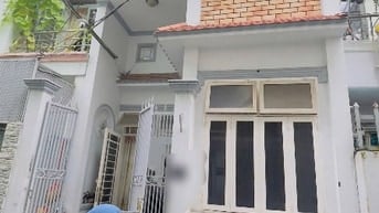 Nhà 2 lầu ngay câu bình triệu giá 5,450 triệu sổ hồng riêng đg oto