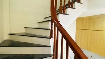 PHÂN LÔ VỈA HÈ,2,3 Ô TÔ TRÁNH ĐỖ,VÀO NHÀ,57M 4 TẦNG.