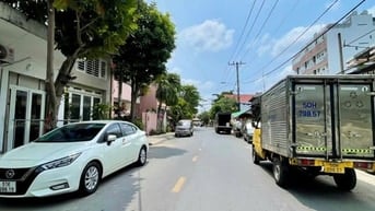 Bán nhà Dương Quảng Hàm, Đường 12m, 139m2, Ngang 6m, x 22m, Gần CV