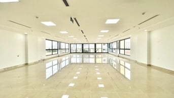 SÀN VĂN PHÒNG NGÃ TƯ SỞ GIÁ DƯỚI 150K/M2