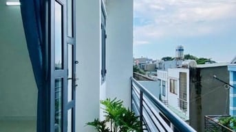 NHÀ HẺM XE HƠI THÔNG TỨ TUNG - NGANG 4.5 BỀ THẾ - NỞ HẬU TÀI LỘC