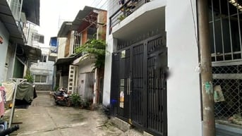 Bán nhà 2 tầng - Hẻm 4m - Đường Nguyễn Văn Quá - Giáp Gò Vấp, Tân Bình