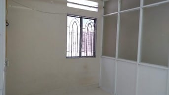 CHO THUÊ NHÀ NGUYỄN VĂN LẠC – Ở HOẶC KINH DOANH ĐỀU TIỆN