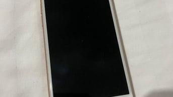 Iphone 8 64gb Gold collor, Battary status 85%