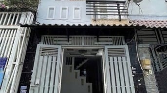 Chủ về quê cần bán gấp nhà HXH Năm Châu quận Tân Bình