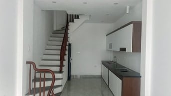 NHÀ ĐẠI MỖ 5 TẦNG 30M2 NGÕ NÔNG Ô TÔ ĐỖ CỬA NHỈNH 5 TỶ