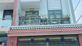 Kẹt Vốn Kinh Doanh Tôi cần BÁN GẤP nhà mặt tiền 3 Tầng