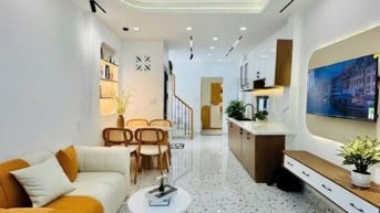 BÁN NHÀ VỊ TRÍ TRUNG TÂM TRƯỜNG ĐẠI HỌC QUỐC GIA, Đ NGUYỄN AN NINH,BT