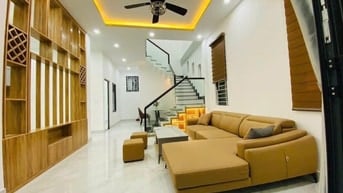 CHÚ HOÀNG BÁN GẤP CĂN NHÀ NHỎ 40,5M2 Đ.HOÀNG VIỆT,TBÌNH,GIÁ CHỈ 1,6 TỶ