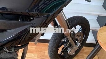 Bán xe r15 v3 dáng cào cào hoặc giao lưu