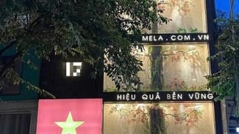CHO THUÊ NHÀ VỊ TRÍ ĐẸP NHẤT PHỐ TRÙNG KÍNH