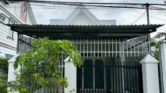 Chấn Động Địa Cầu Căn Nhà Tân Thới Nhì, Hóc Môn - Giá 830 Triệu. SHR