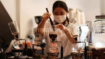 Nhân Viên Bán Hàng và Pha Chế