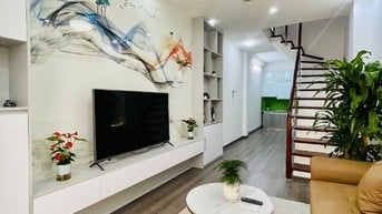 Nhà Dân Lô Góc, Full Nội Thất Về Ở Luôn, Ngay Gần Hồ Linh Đàm