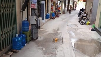 Bán nhà trong ngõ 389 phố Trương Định, DT 39m2, 2 tầng, ngõ rộng