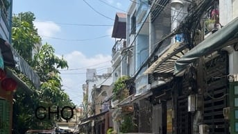BÁN NHÀ HIẾM HẺM 6M XE HƠI VÀO TẬN NHÀ 📏 Diện tích: 8x12m