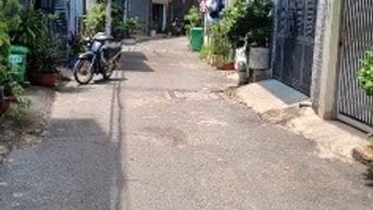 Quận12-hẻm-xe-hơi-tới-nhà-huỳnh thị hai khu dân cư đông đúc